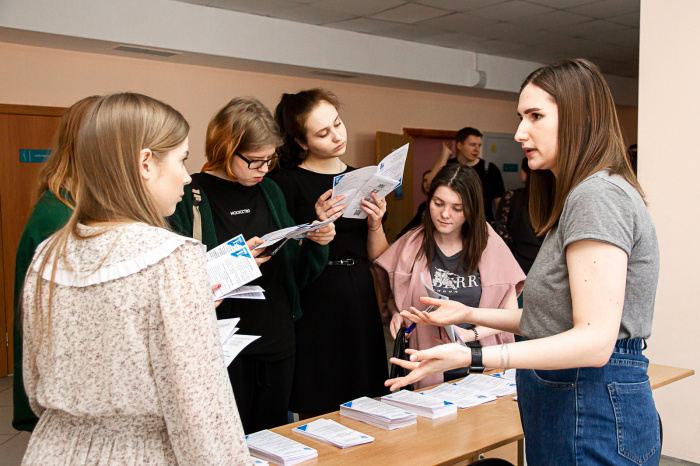 КемГИК провел профориентационное мероприятие в Новосибирском областном колледже культуры и искусств
