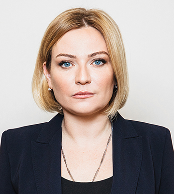 министр культуры любимова.jpg
